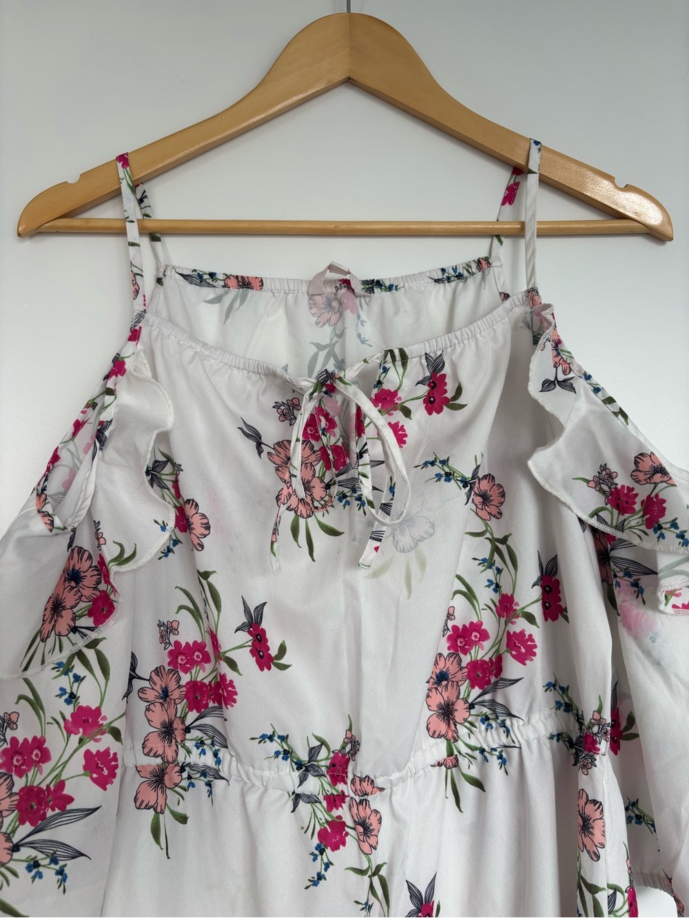 Mast & Harbour 17” PTP Floral Cold-Shoulder Maxi Dress, White/Pink, Size Medium. - Picture 9 of 15